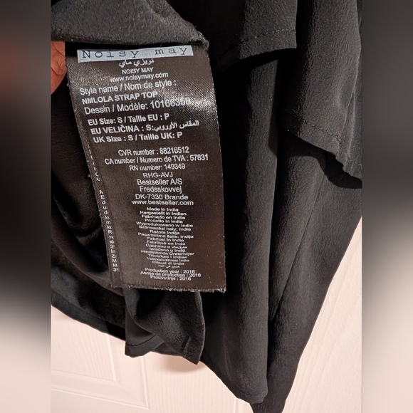 Tiered satin lace cami - Picture 4 of 4